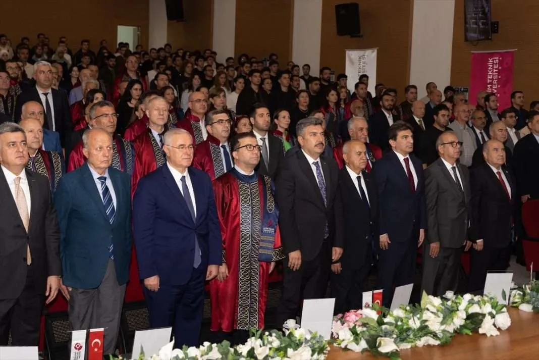 Geleceğin Savaşlarında Dengeler Değişiyor Havelsan'dan Kritik Açıklama (2)