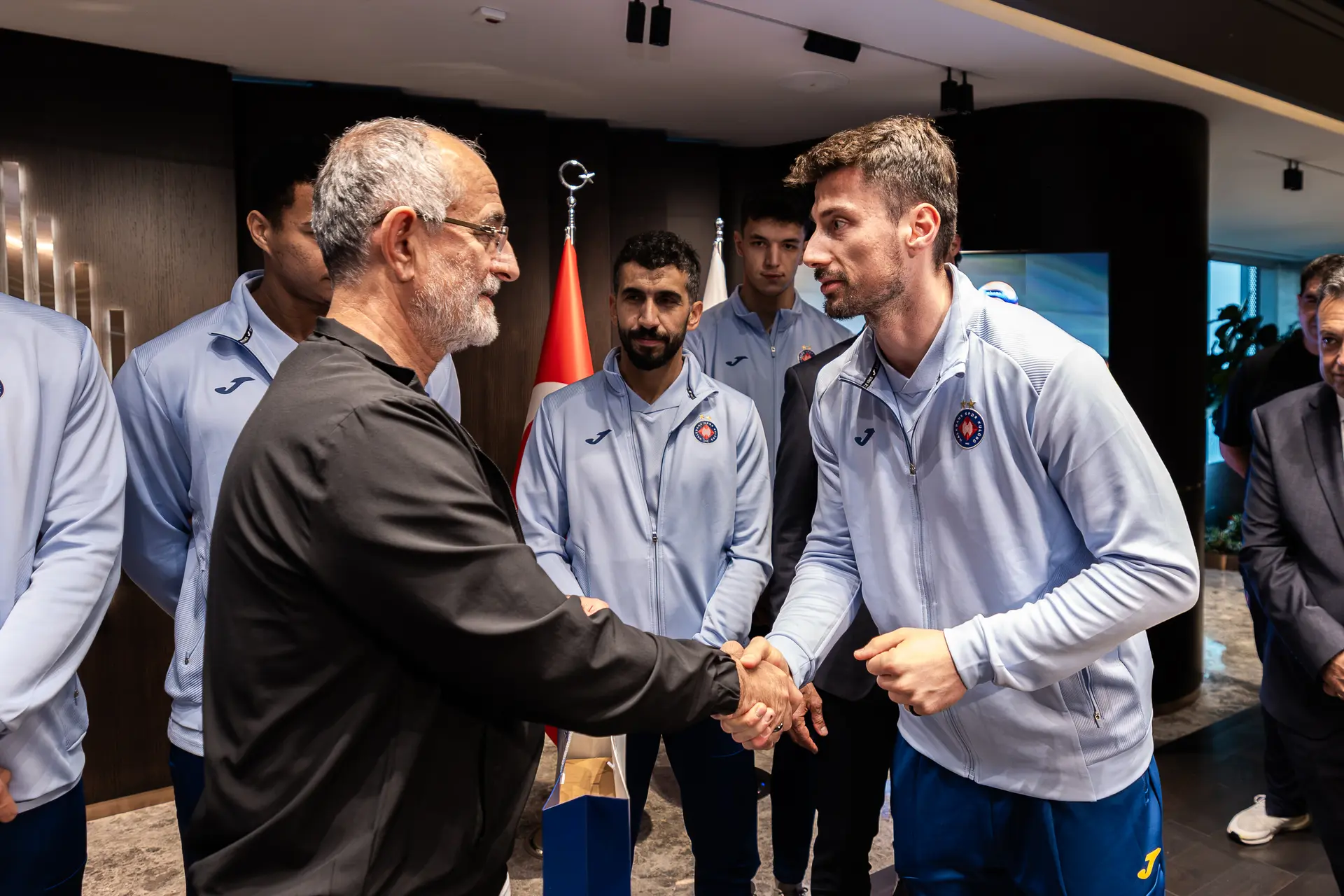 Halkbank Efeleri Yeni Sezona Hazır Hedef Hem Türkiye Hem Avrupa-1