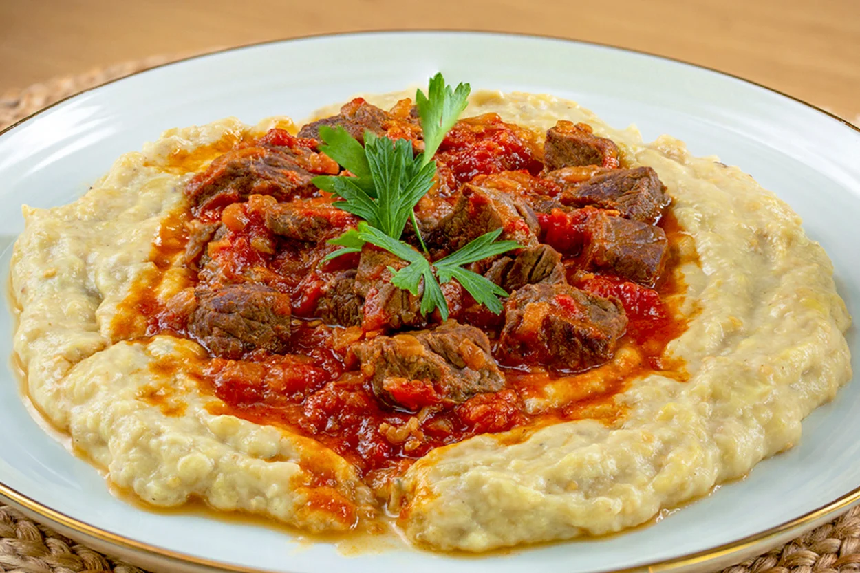 Hünkârbeğendiye patates koyarsanız artık o yemek değil!