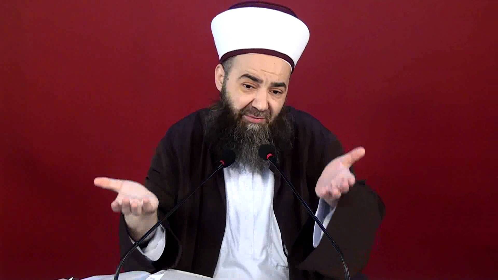 İsmail Saymaz'dan Cübbeli Ahmet ve cemaatlere tepki Niye susuyorsunuz hacılar