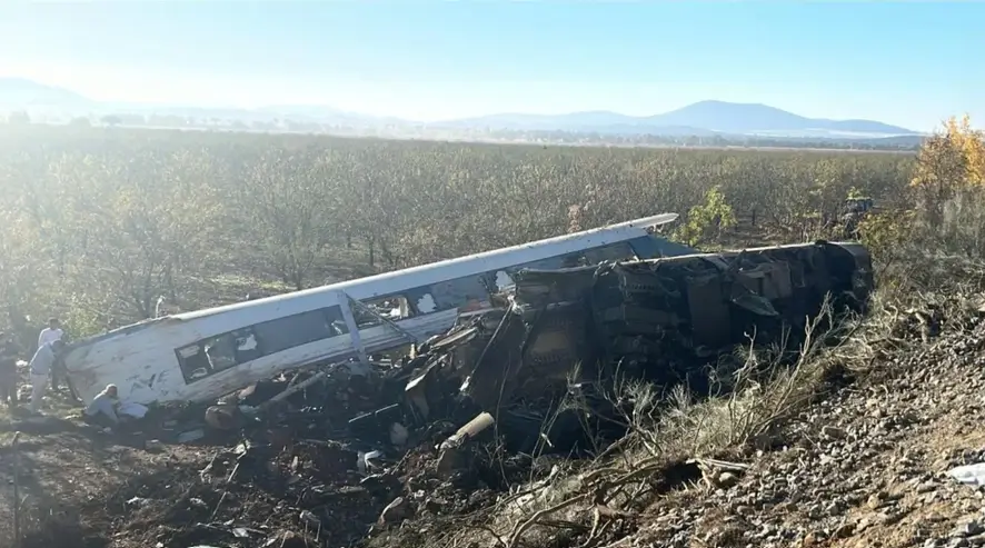 İspanya'da Feci Kaza İki Hızlı Tren Çarpıştı! 3 (1)