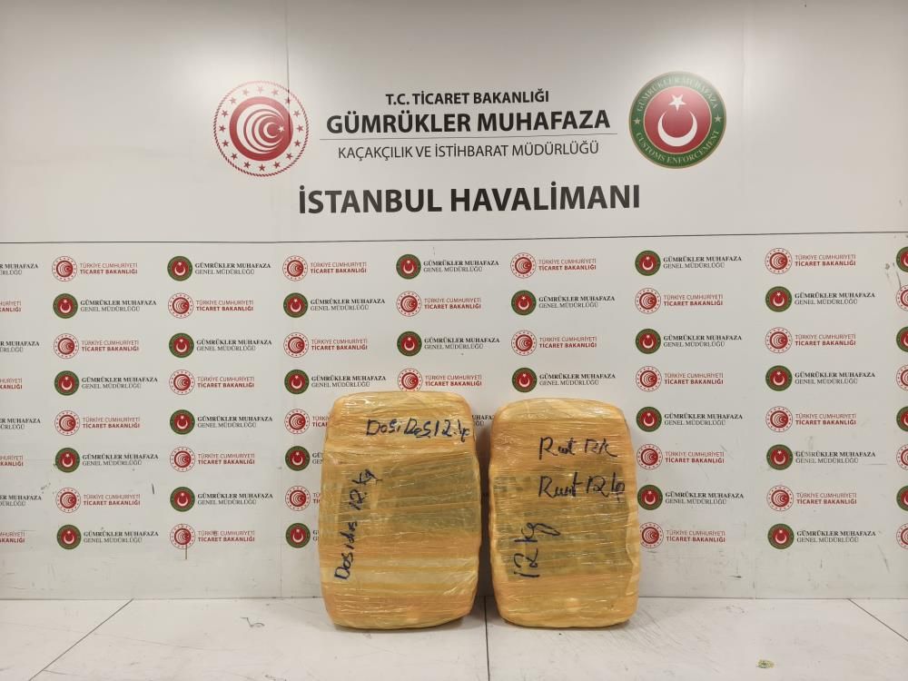 İstanbul Havalimanı'nda 25 Kilo Esrar Ele Geçirildi
