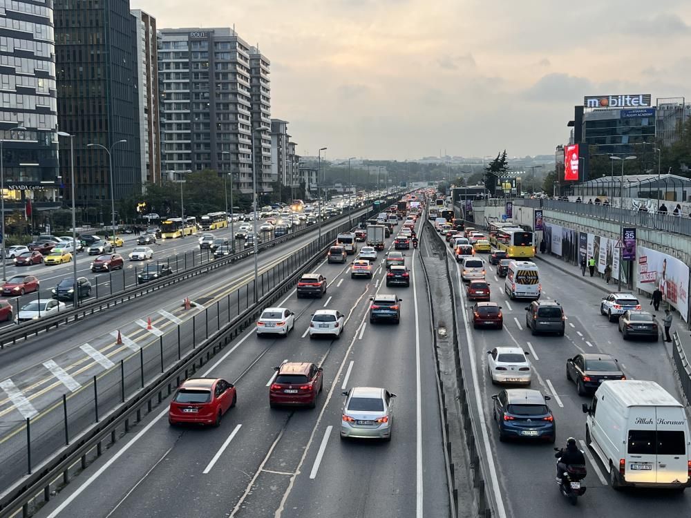 İstanbul’da Derbi Öncesi Trafik Yoğunluğu