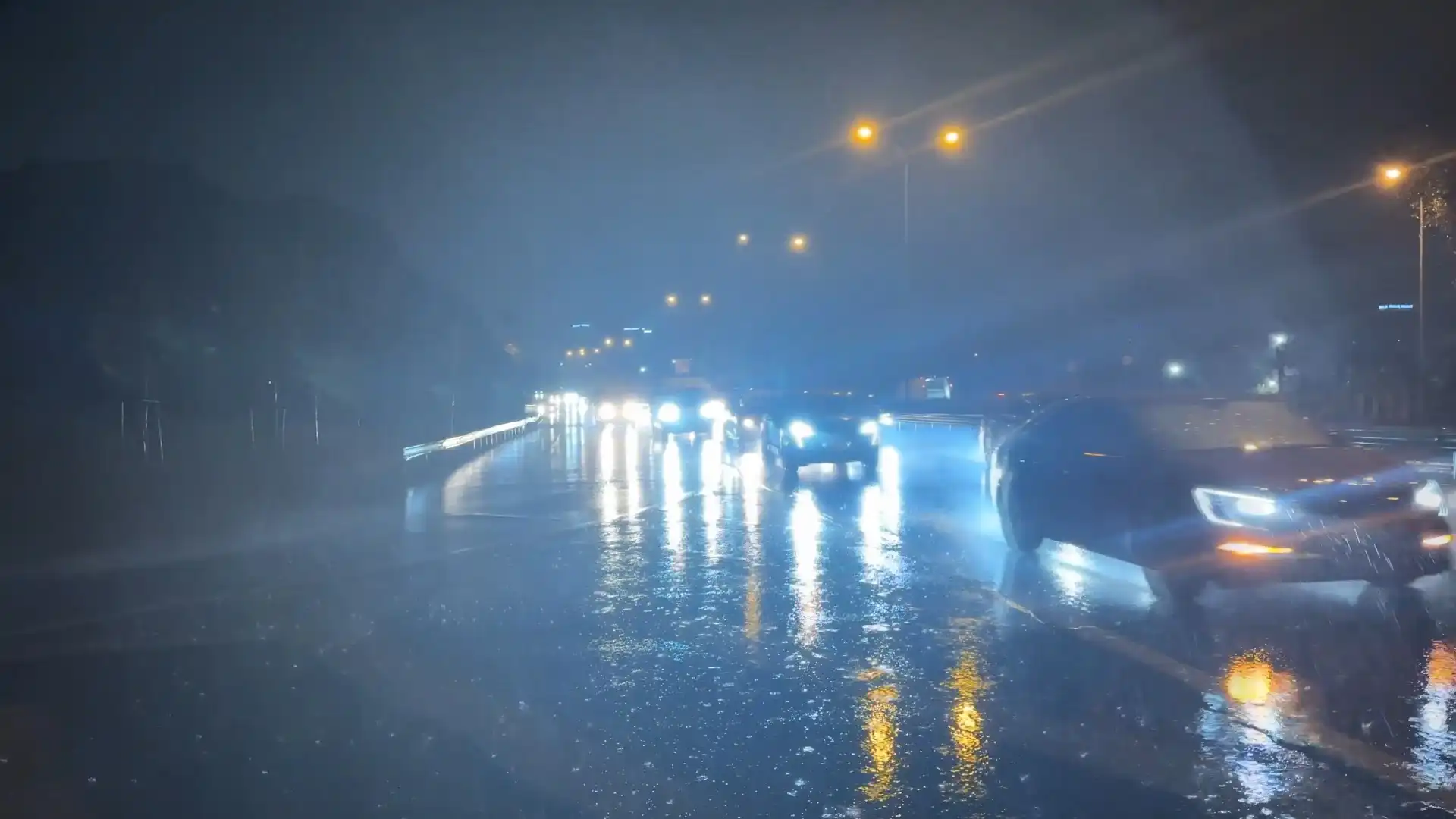 İstanbul’da Sağanak Etkili Oldu (2)