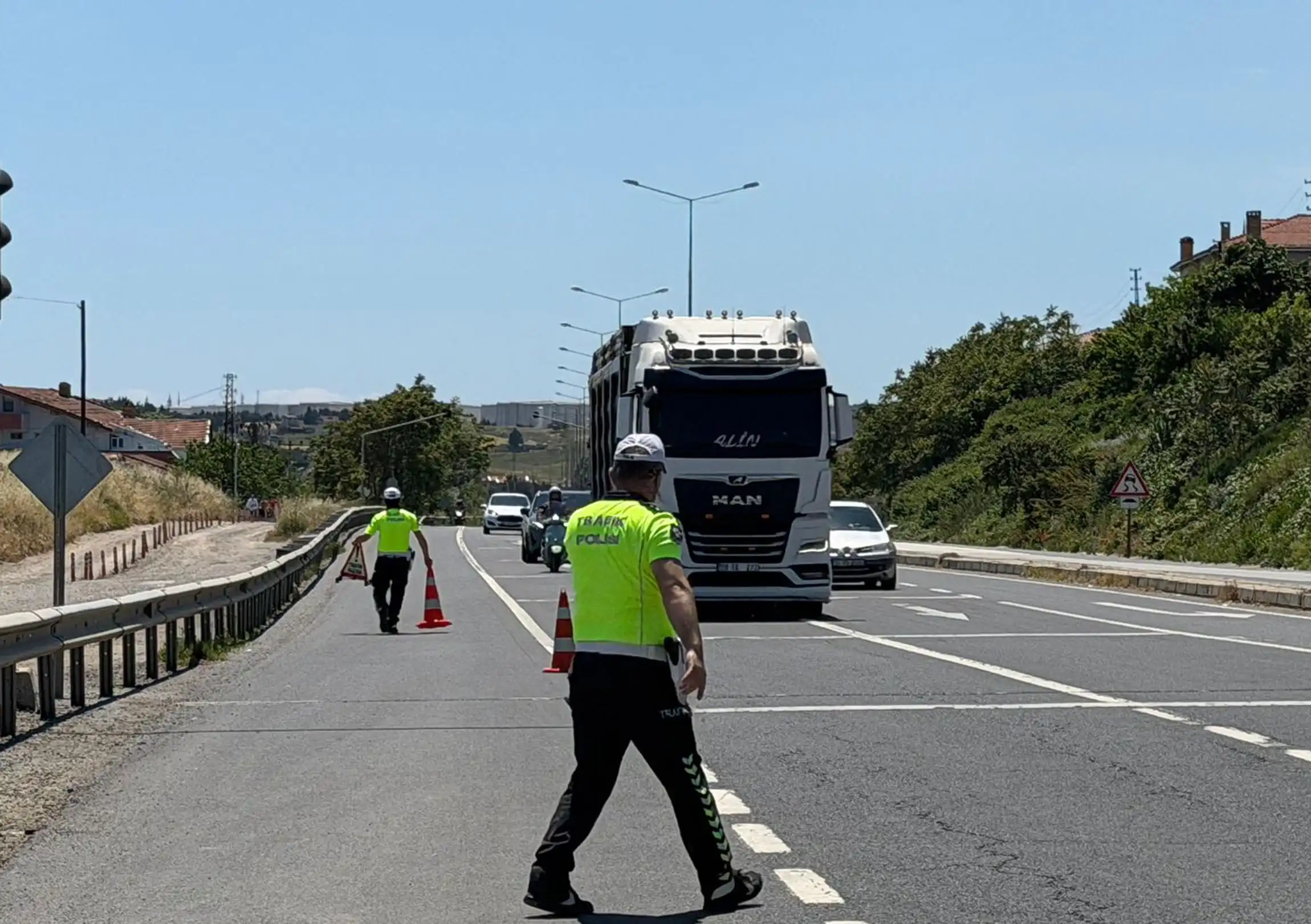 Jandarma Ve Polis Denetimlerini Whatsapp’tan Ifşa Ettiler! (2)
