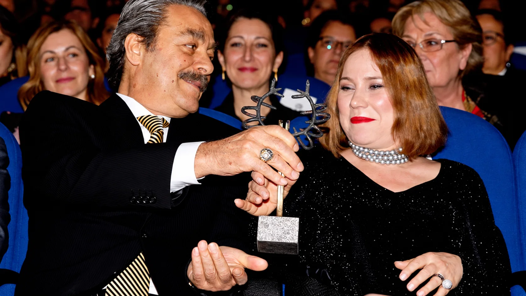 Jülide Kural’dan Kadir İnanır’ın Mirası Hakkında Açıklama 25 Rolex Iddiasını Yalanladı (2)