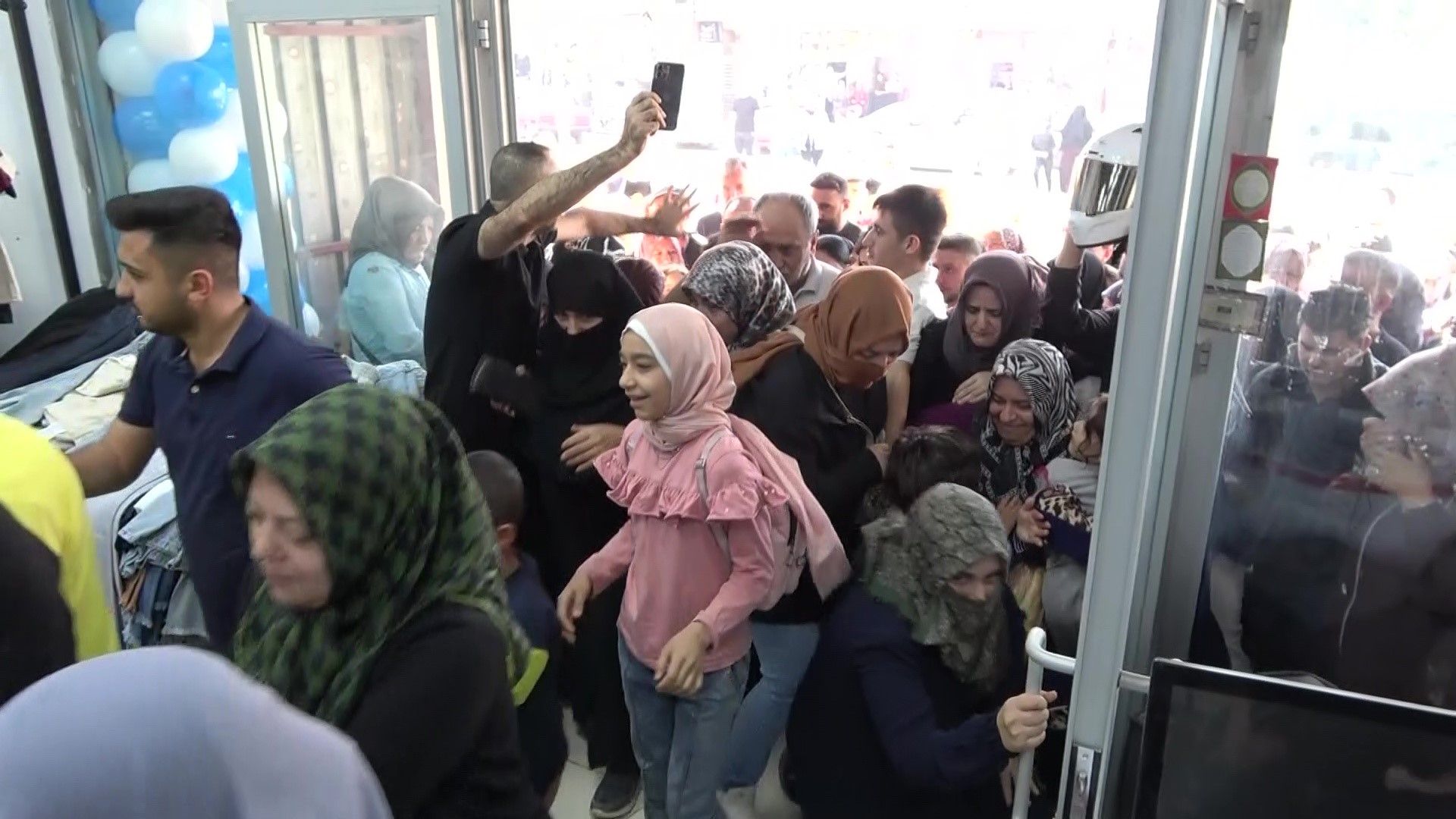 Kahramanmaraş Mağaza Izdiham (1)