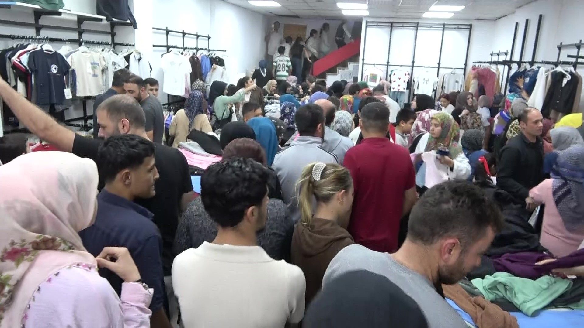 Kahramanmaraş Mağaza Izdiham (4)