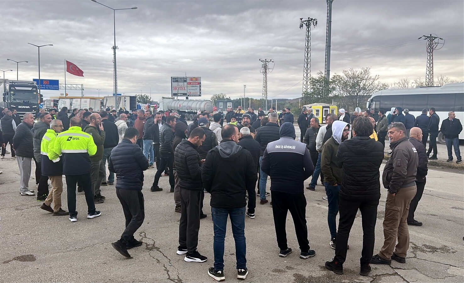 Kapikulede Kontak Kapatan Tirlar