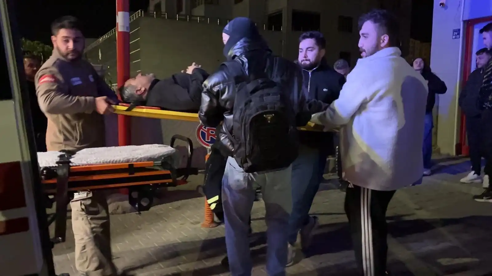 Kayseri’de Kontrolden Çıkan Otomobil 3 Araca Çarptı (4)