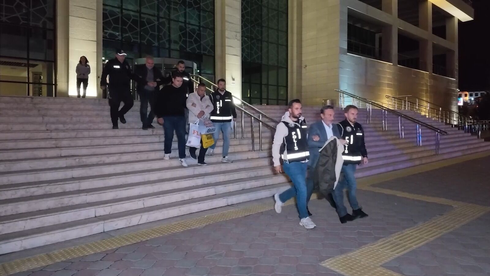 Kırıkkale Belediyesi’nde Rüşvet Soruşturması 3 Personel Tutuklandı (2)-1