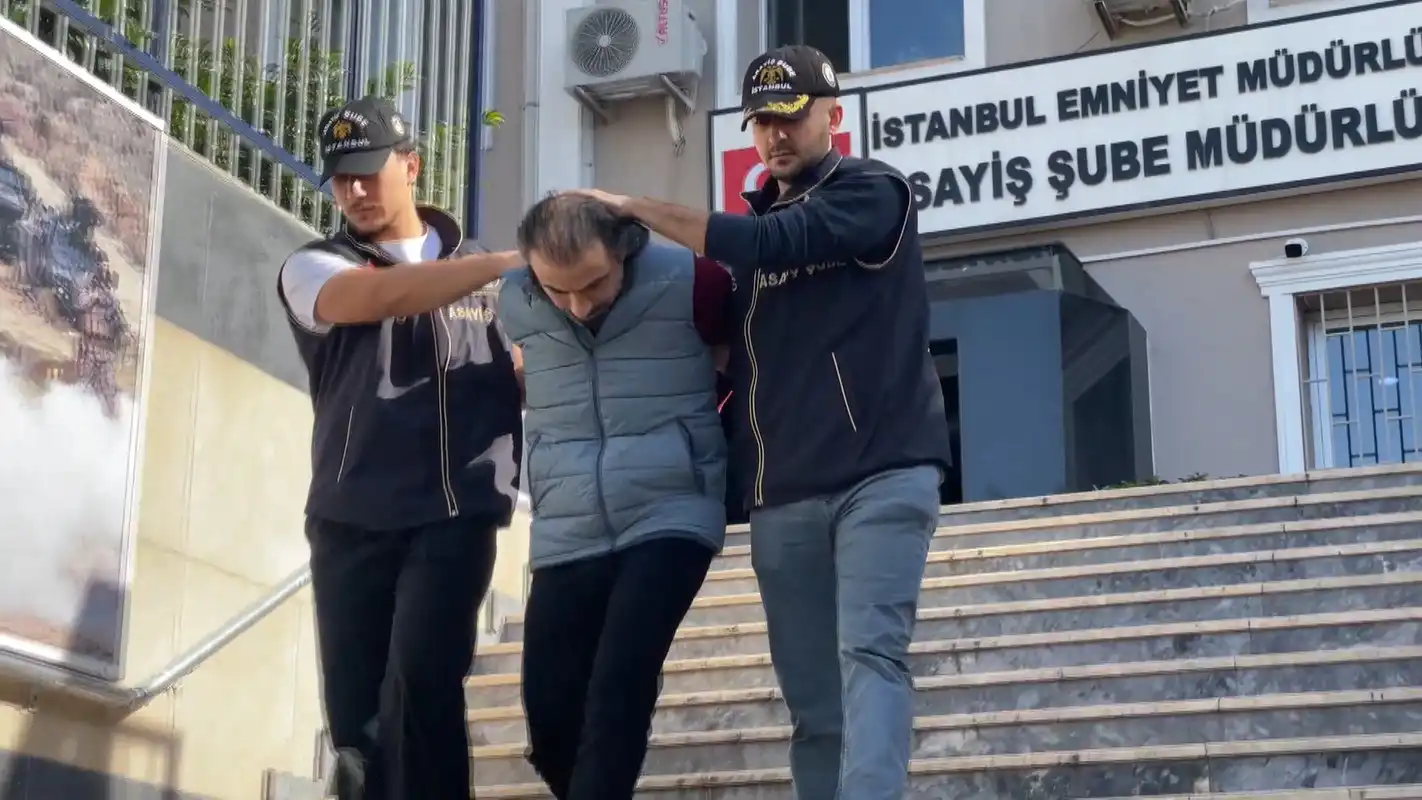 Kırmızı Bültenli Firari İstanbul’da Yakalandı (3)