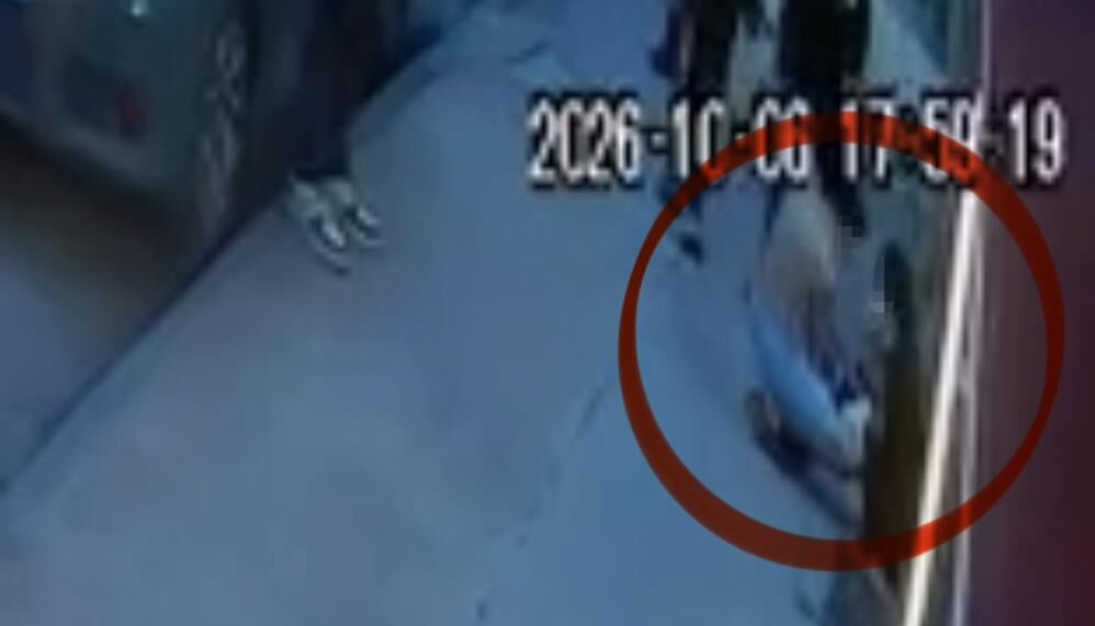 Kıskançlık Sebebiyle Karısını Bıçakladı
