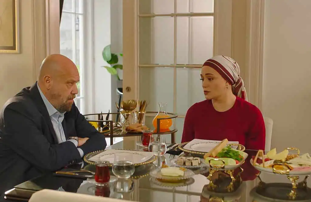 Kızılcık Şerbeti 142. Bölümde Ne Olduu Ünallar Yıkıldı!