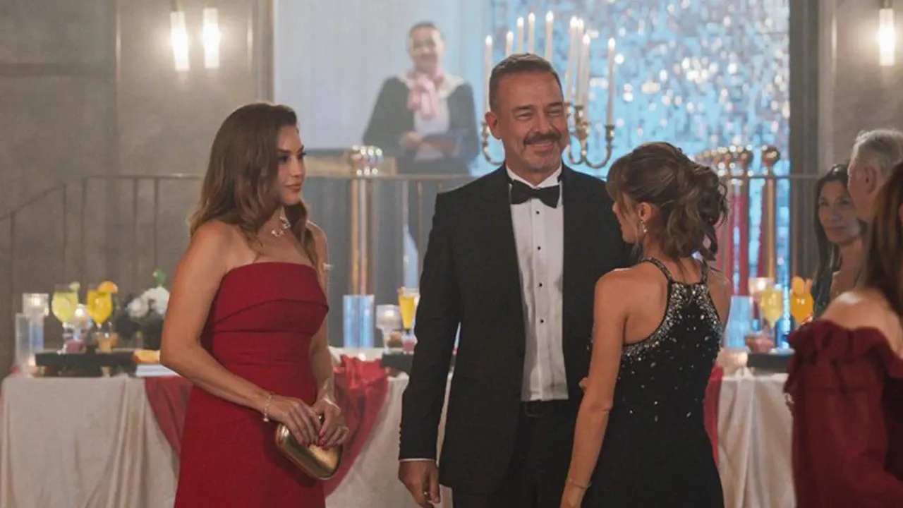 Kızılcıkk Şerbeti 142. Bölümde Ne Oldu Ünallar Yıkıldı!