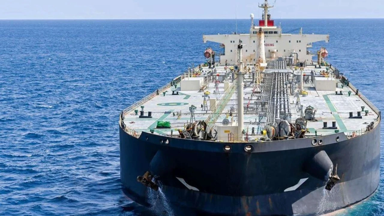 Kizildeniz Ham Petrol Tankeri