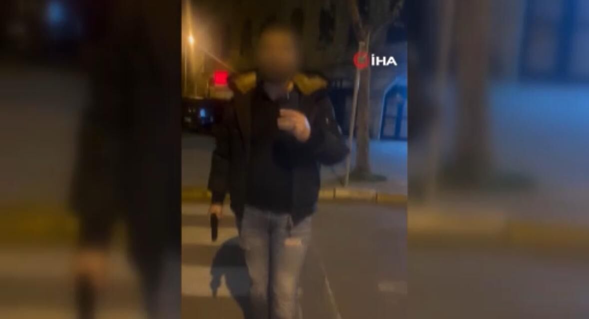 Konuşmak Için Çağırdığı Adamı Silahla Tehdit Etti