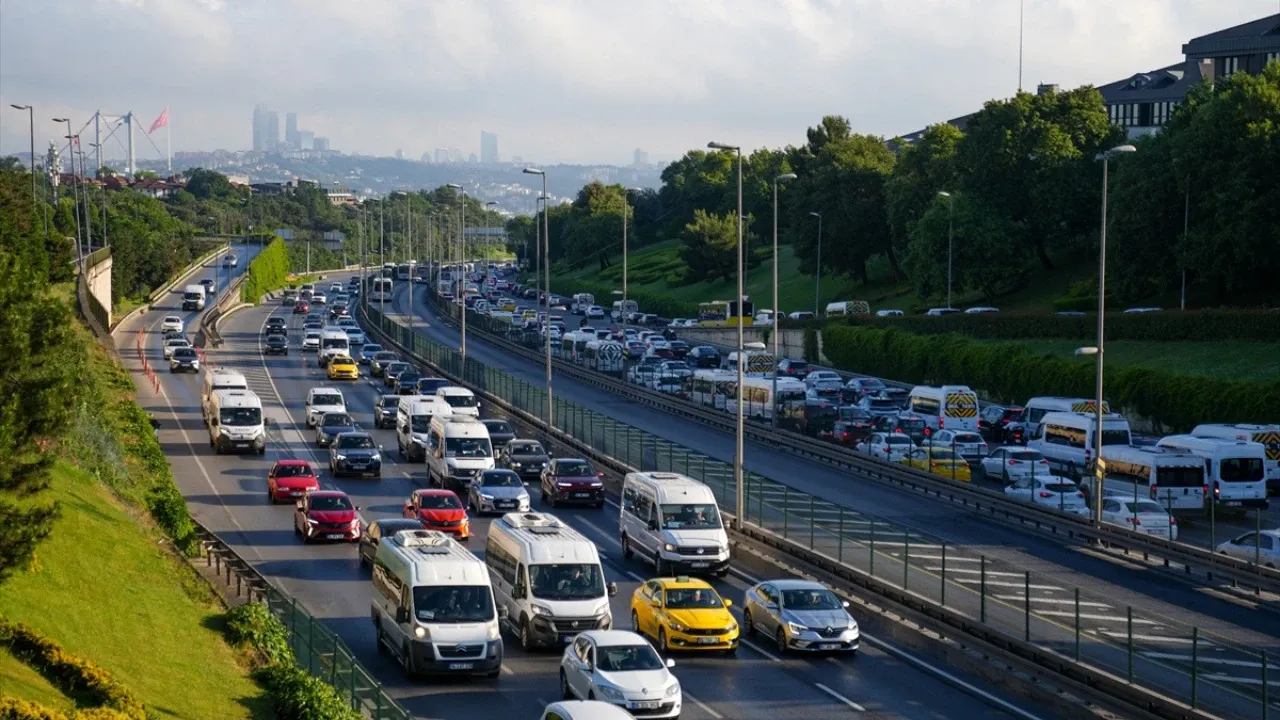 Kucukcekmece Viyadugu D100 Derz Degisimi Trafik 2