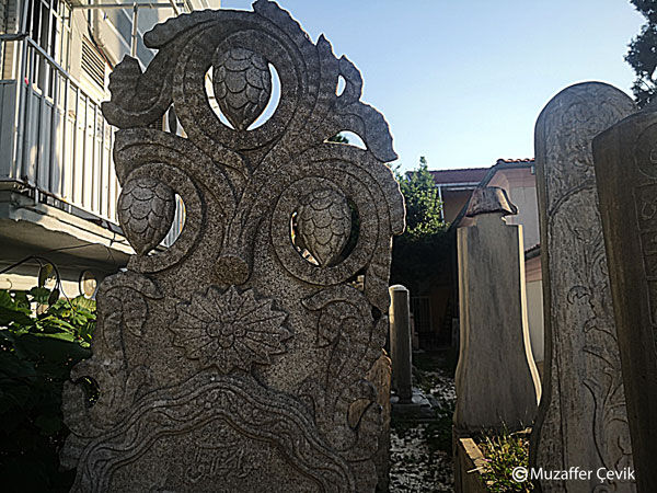 Mezar Taşlarındaki Aynaların Anlamı Ne Anadolu'daki Eski Gelenekler (2)