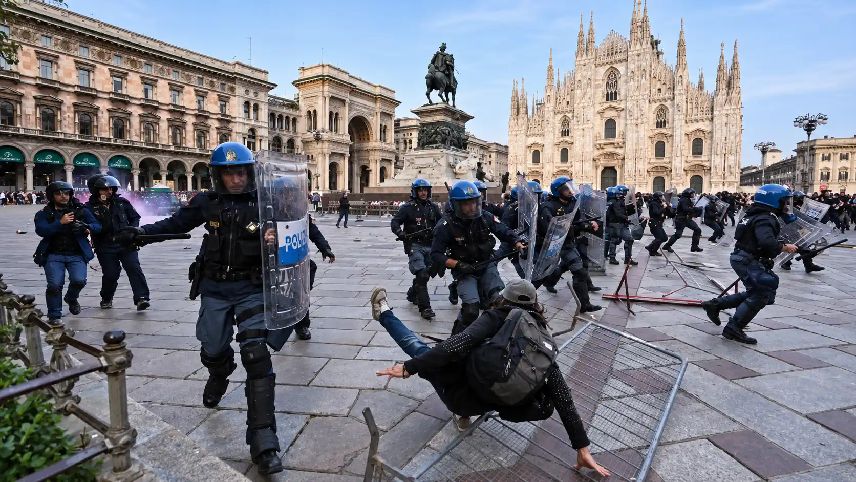 Milano'da Hayat Pahalılığı Protestoları Büyüdü, Meydanlar Karıştı (3)