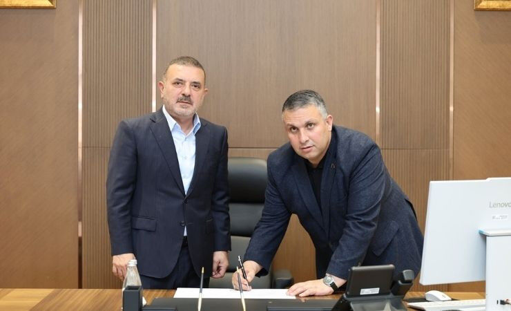 Mke Ankaragücü Sincan Belediyesi Ile Forma Sponsorluğu Anlaşması Imzaladı-1