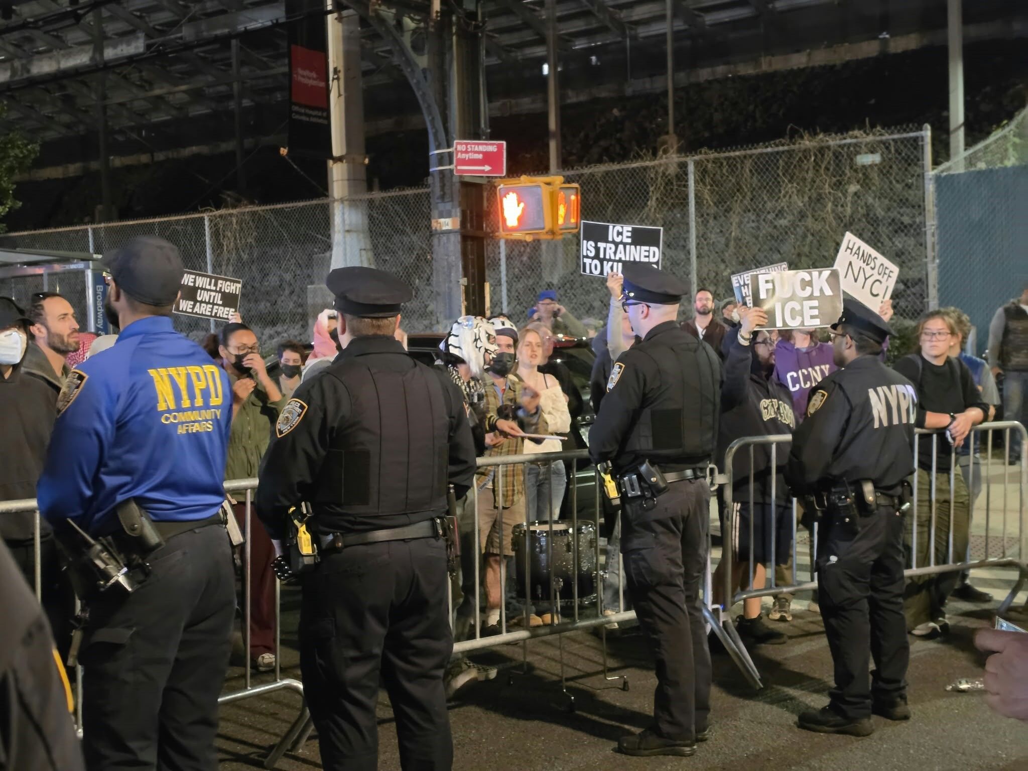 New York’ta Ice Ajanı Göçmeni Vurdu (2)