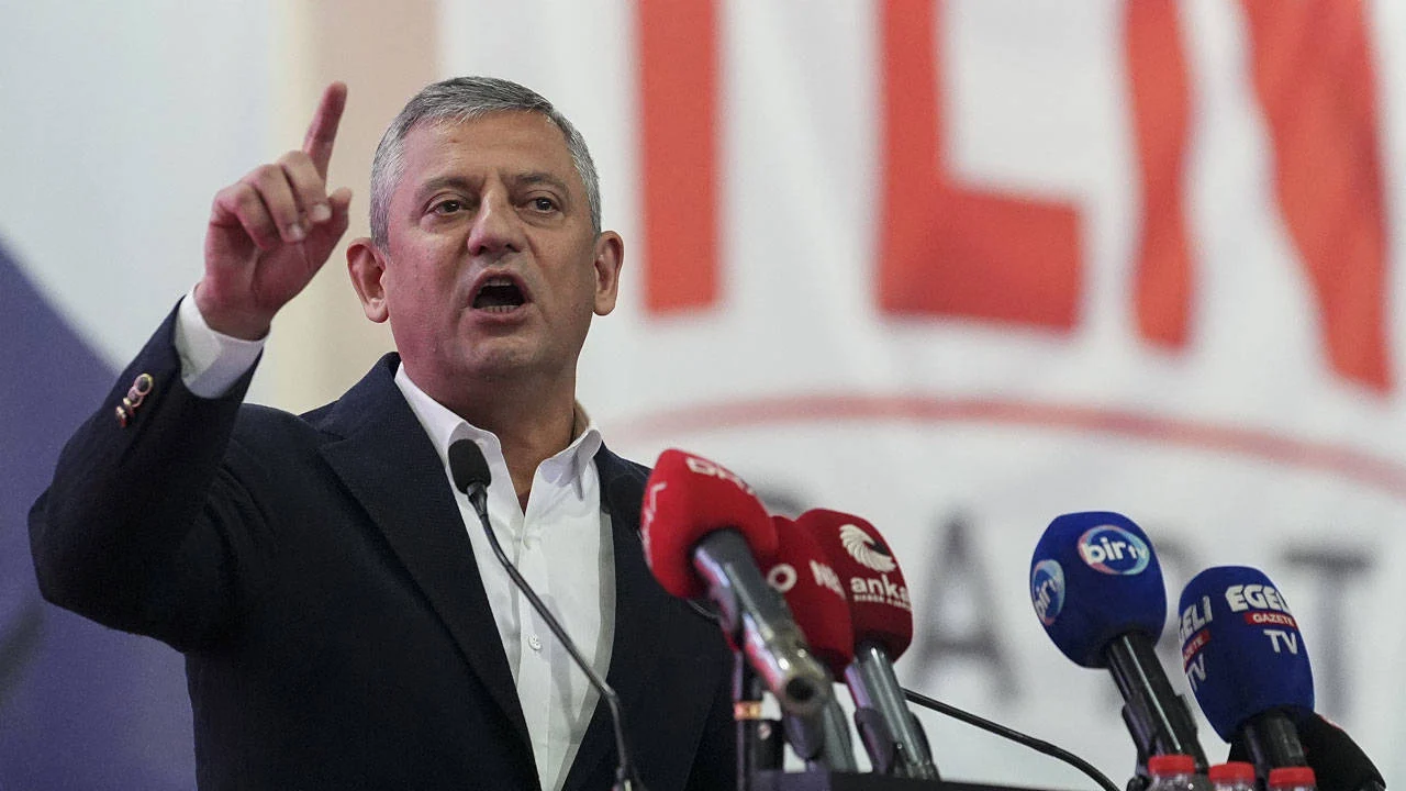 Özgür Özel Konusuyor-4