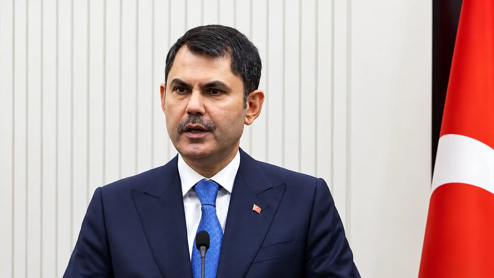 Resmî Basın Açıklaması Portresi (1)