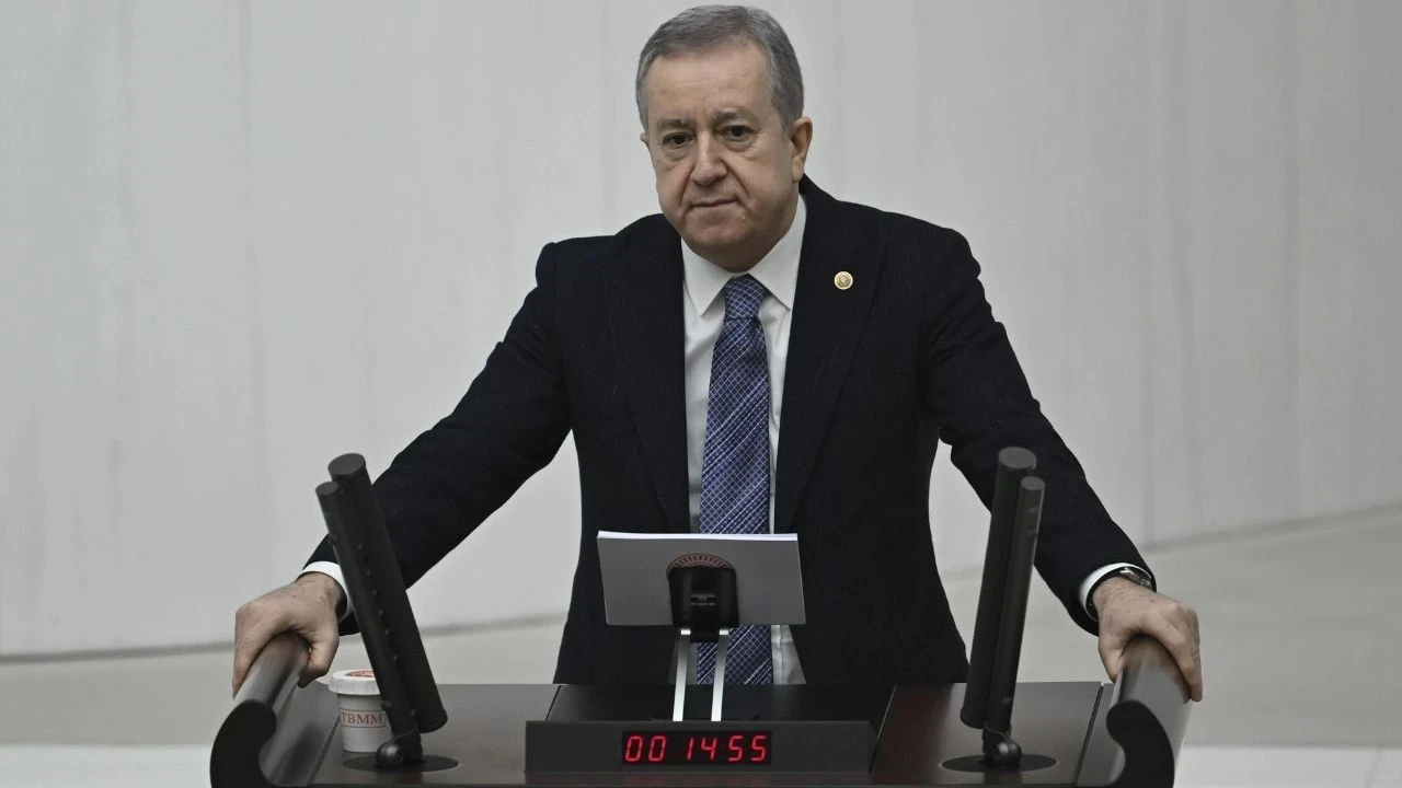 Sadir Durmaz