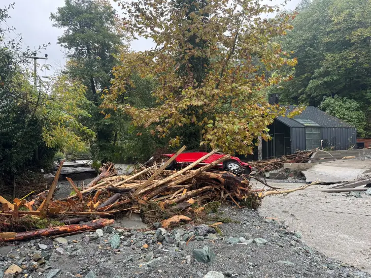Sakarya Sapanca'da Sağanak Felaketi Yollar Çöktü, Köprüler Yıkıldı (1)