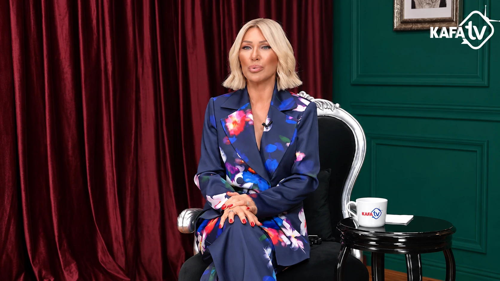 Seda Sayan, Serenay Sarıkaya'nın Podyum Yürüyüşüne Övgü Yağdırdı (1)
