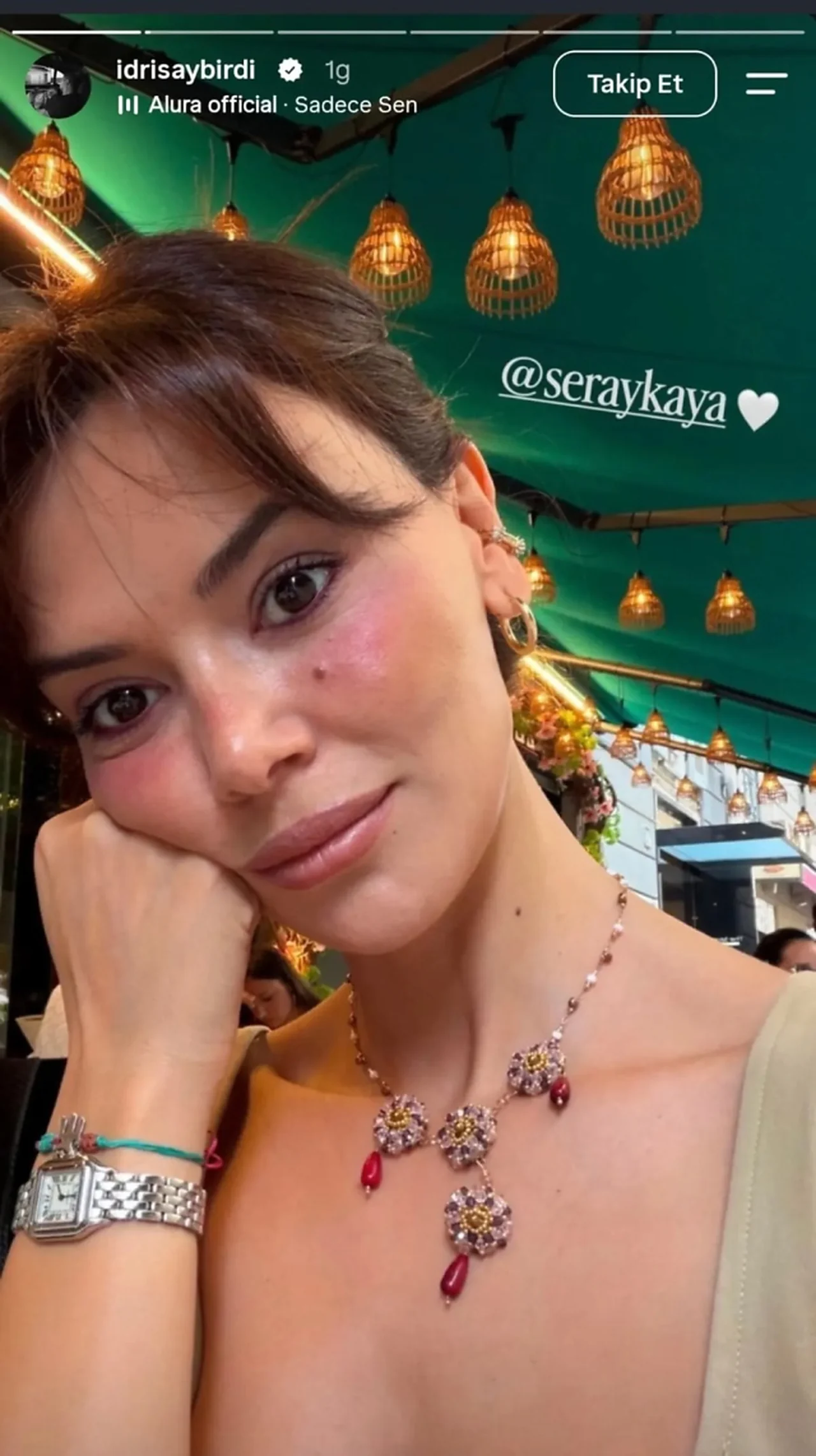 Seray Kaya Ile İdris Aybirdi Hakkında Yeni Gelişme! Fotoğraf Paylaşımı Dikkat Çekti (2)