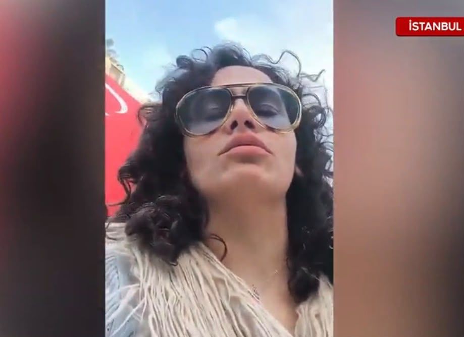 Sokakta havlayan kadın kendi videosunu çekti, sözleri dikkat çekti