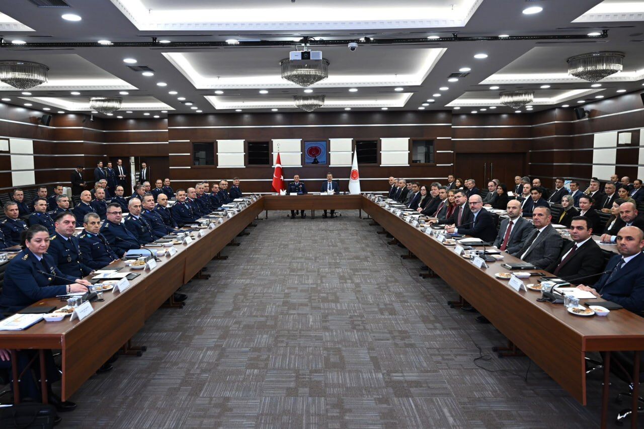 Ssb Ve Hava Kuvvetleri Bir Araya Geldi Gündem Milli Projeler Oldu