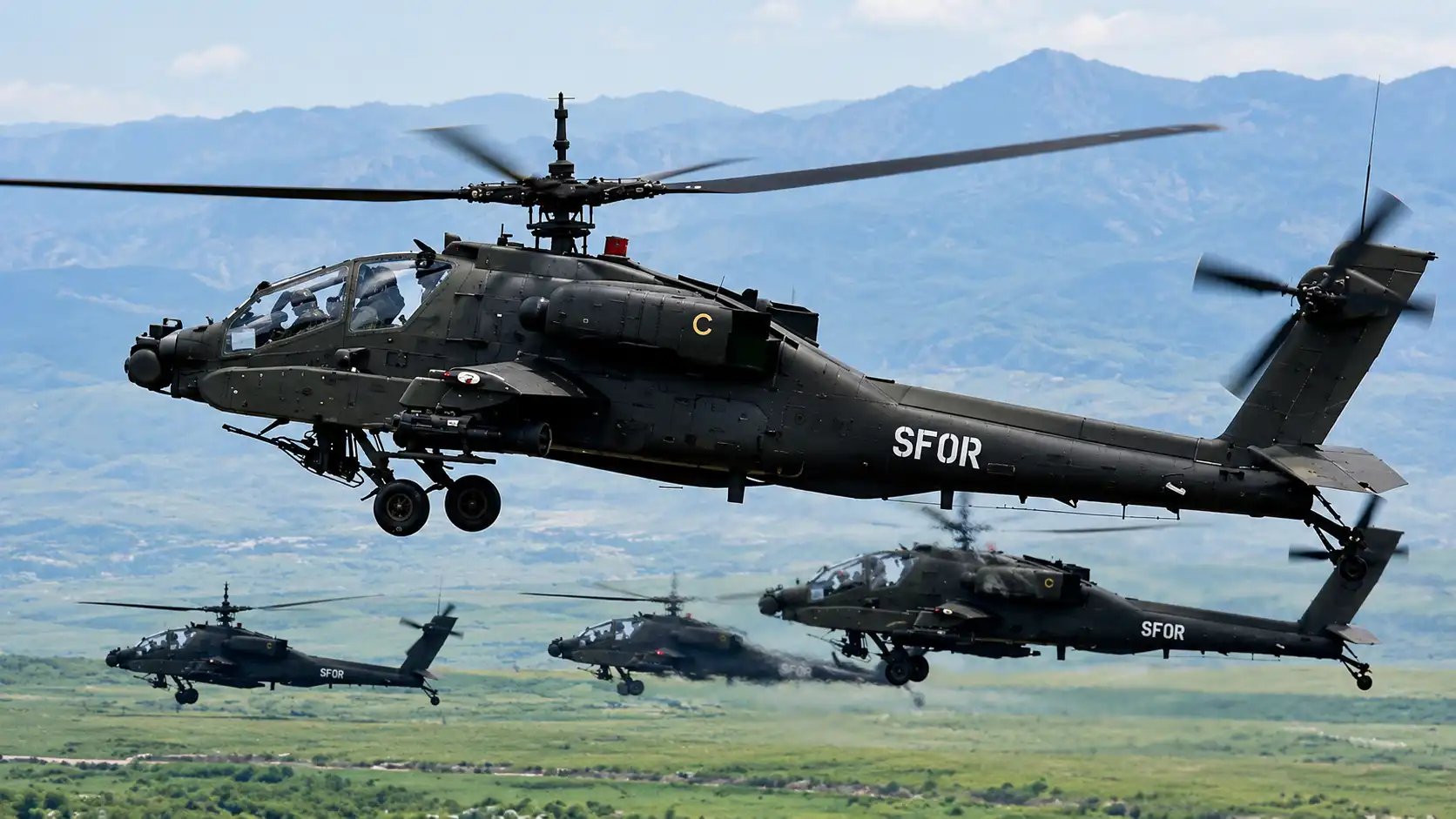 Suudi Arabistan’da Askeri Helikopter Düştü 2 Subay Hayatını Kaybetti2