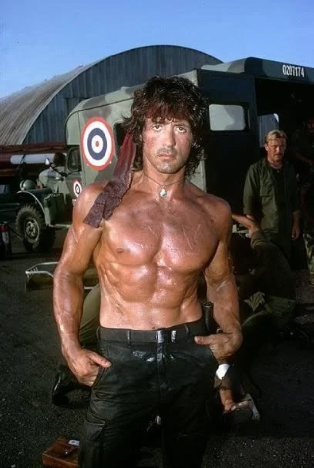 Sylvester Stallone Kızının Düğünü Için Çalışmaya Devam Edeceğini Açıkladıı
