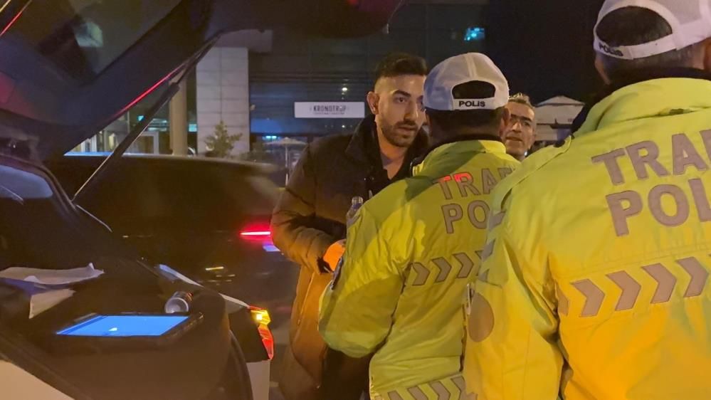 Teşkilat Mısınız Diyen Alkollü Sürücüye Polisten Anlamlı Cevap