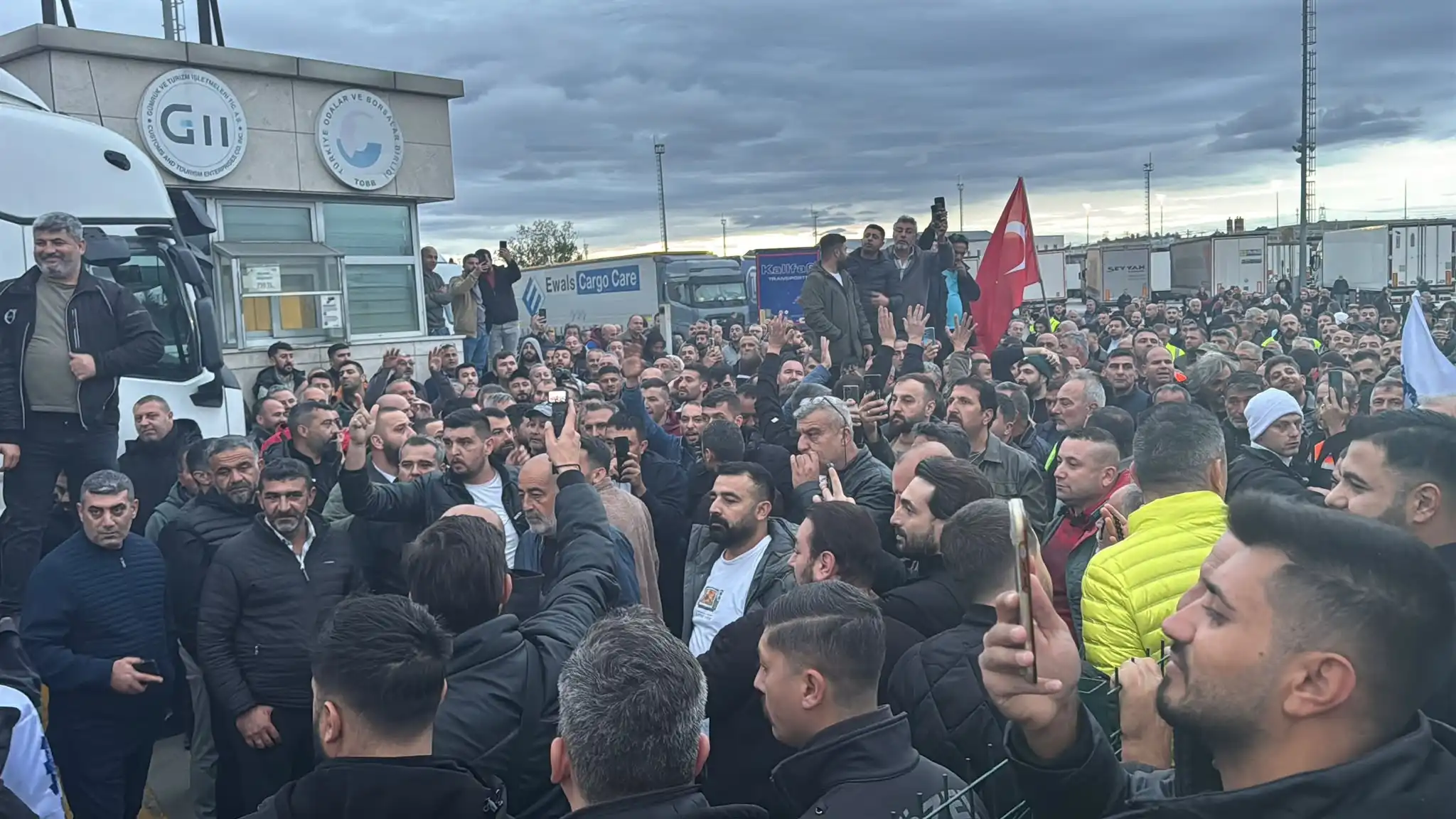 Tır Şoförlerinin Schengen Vizesi Isyanı Karşılık Buldu (3)