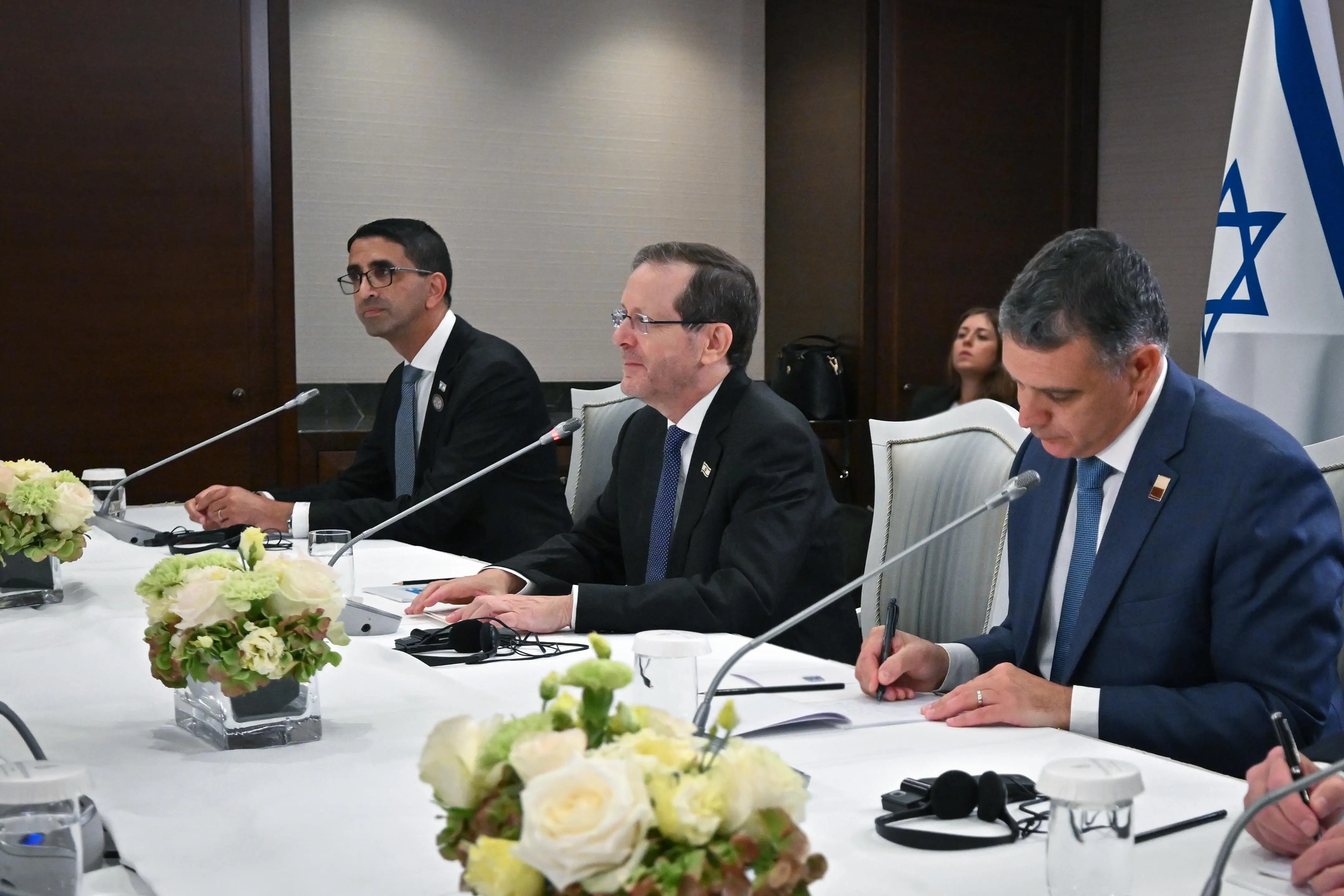 Tokayev Ve Herzog, Cica Zirvesi Kapsamında Bakü'de Bir Araya Geldi 2