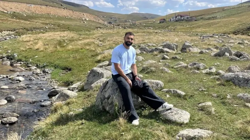 Trabzonspor'un Yıldızı Muhammed Salah Trabzon'u Karış Karış Gezmeye Devam Ediyor (2)