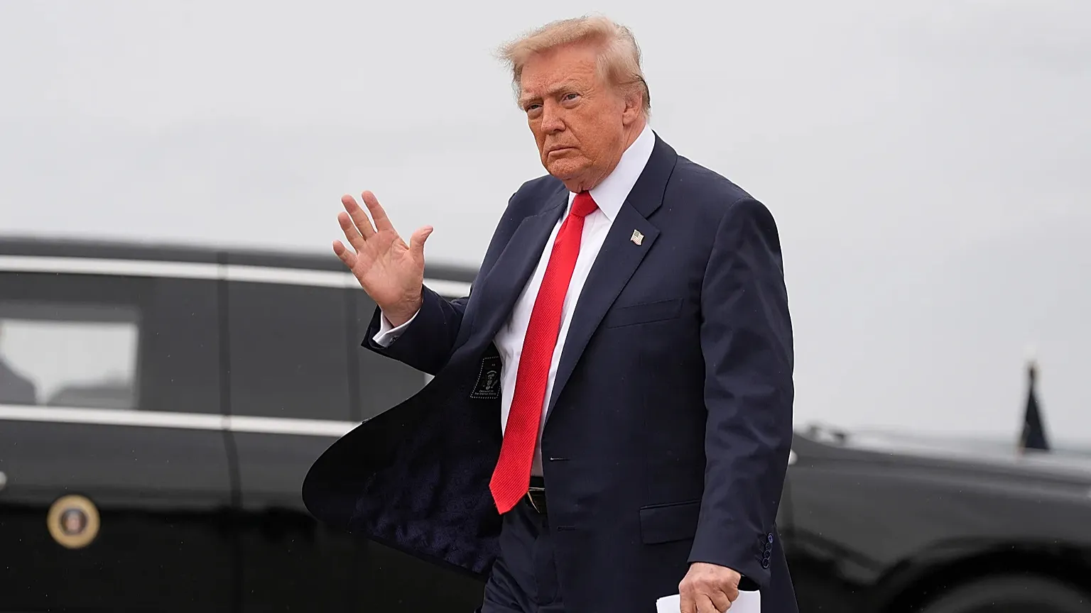Trump'tan Husilere Sert Tepki Çok Kötü Davranıyorlar!1