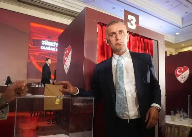 Türkiye Futbol Federasyonunda Istifa Depremi Mevlüt Aktan Görevinden Ayrıldı (1)