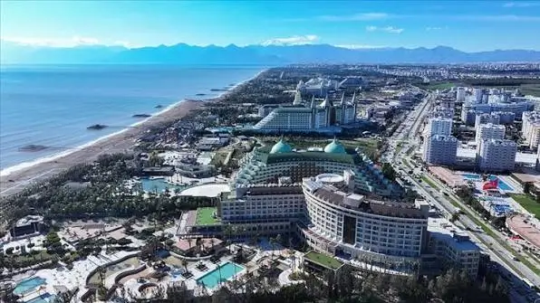 Türkiye'nin 2027 Turizm Hedefi Belli Oldu 70 Milyar Dolar Gelir (1)