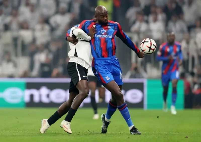 Wilfred Ndidi'nin Formasının Yüzünü Kapattığı O Anlar Sosyal Medyanın Gündemine Oturdu (2)